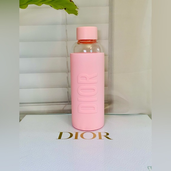 Dior Glass Water Bottle with Pink Silicone Cover Traveling - Picture 3 of 13